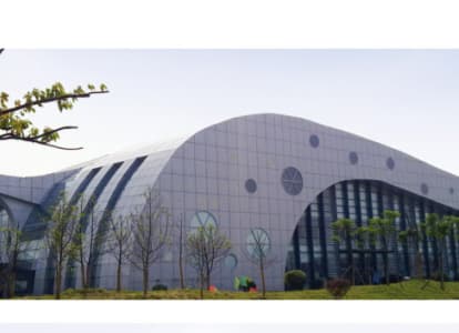 青岛会议中心外景网架工程
